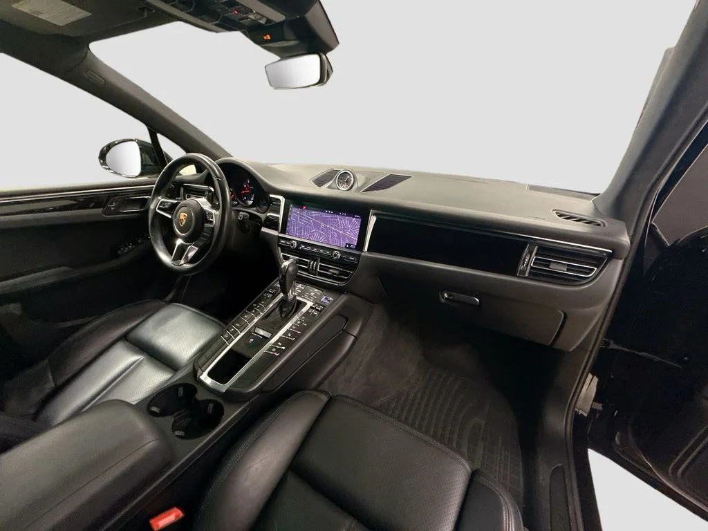 Certified Used 2020 Black Porsche  image 37