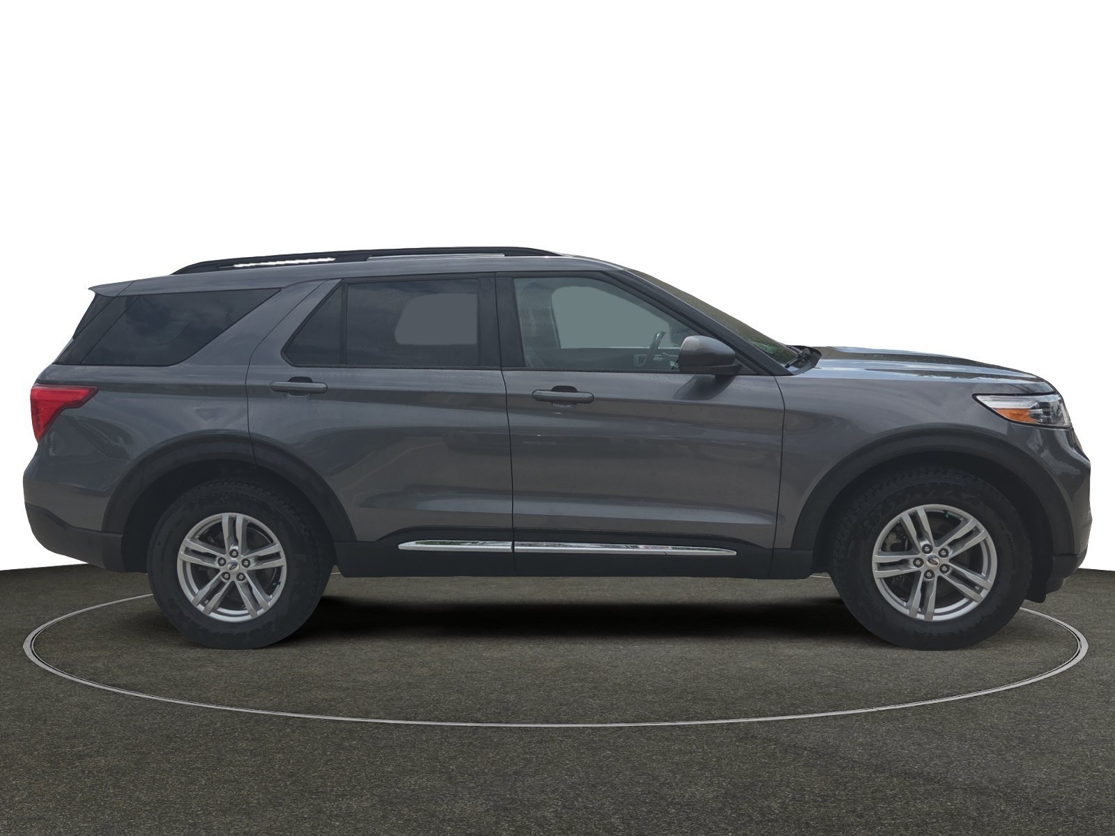 Used 2023 Gray Metallic Ford XLT image 6