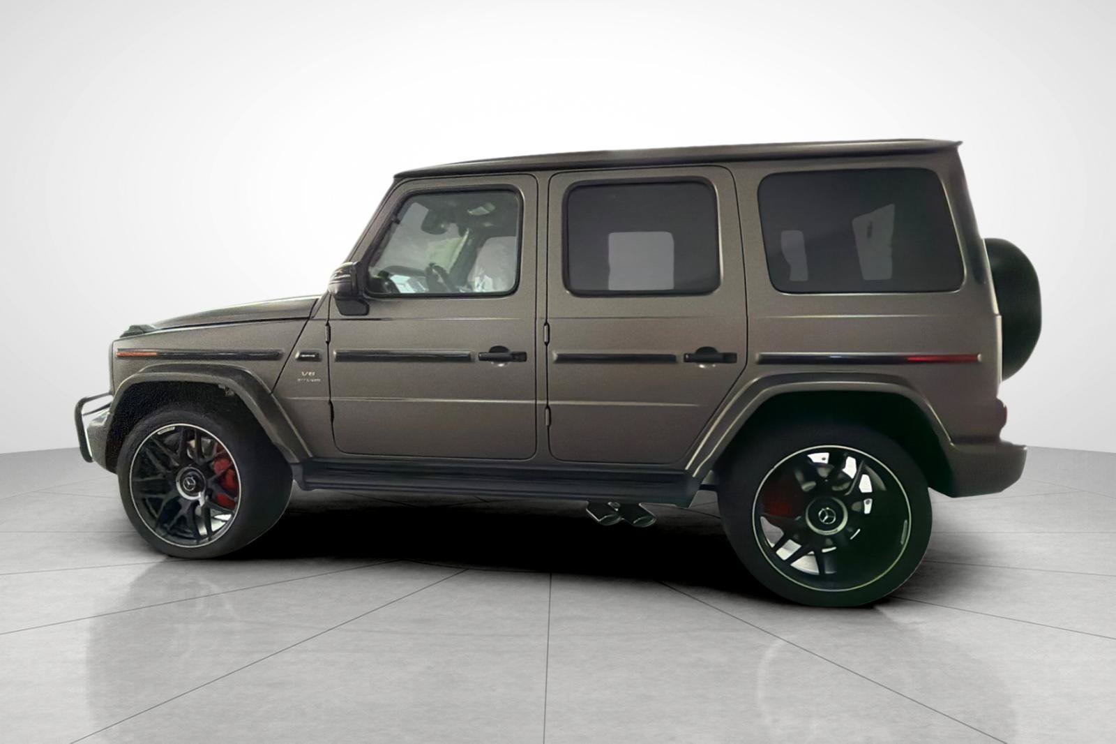 New 2027 MANUFAKTUR Monza Grey Magno Mercedes-Benz G 63 AMG® image 31