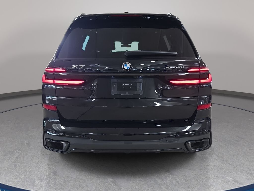 Used 2026 Black Sapphire Metallic BMW xDrive40i image 8