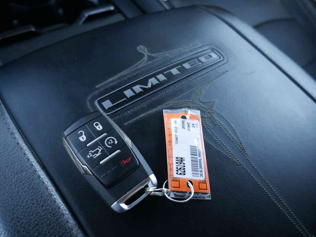 Certified Used 2024 Silver Ram Limited image 40