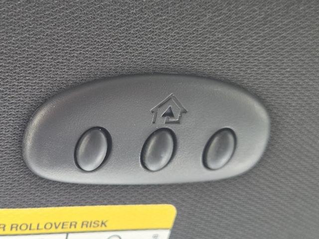 Used 2014 Sterling Gray Metallic Ford  image 39
