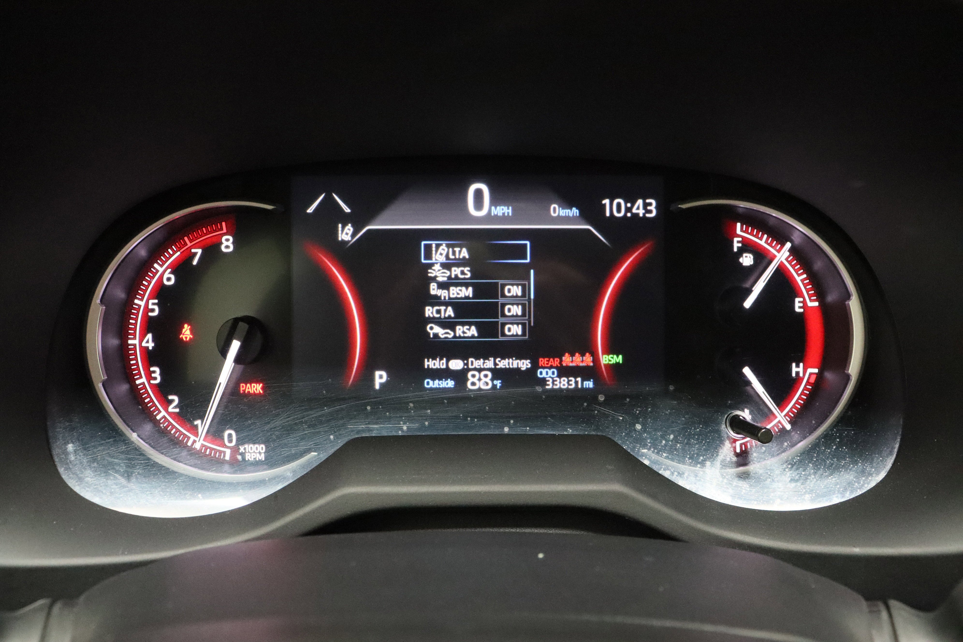 Used 2025 Silver Sky Metallic Toyota XLE 2.5L image 39