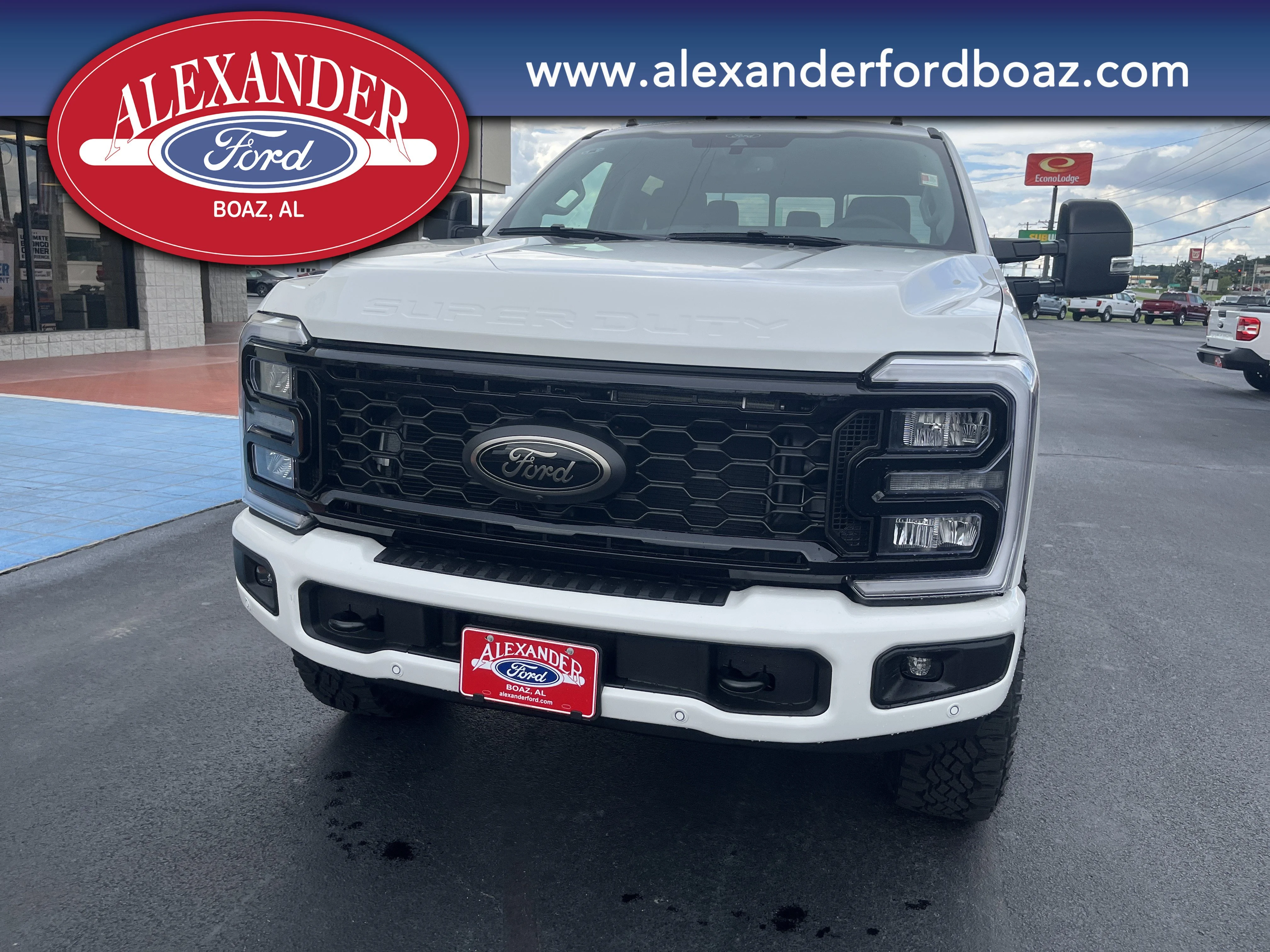 New 2026 Star White Metallic Tri-Coat Ford F-350® Lariat® image 5
