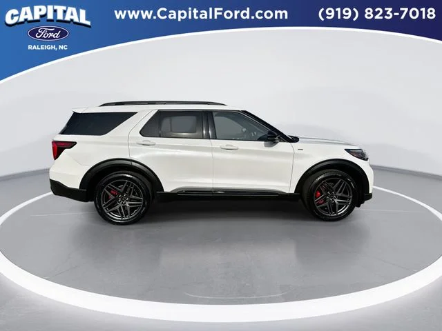 Used 2025 White Ford ST-Line image 9