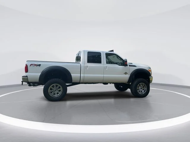 Used 2012 White Ford Lariat image 7