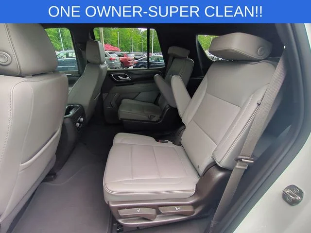 Used 2022 White GMC SLT image 32