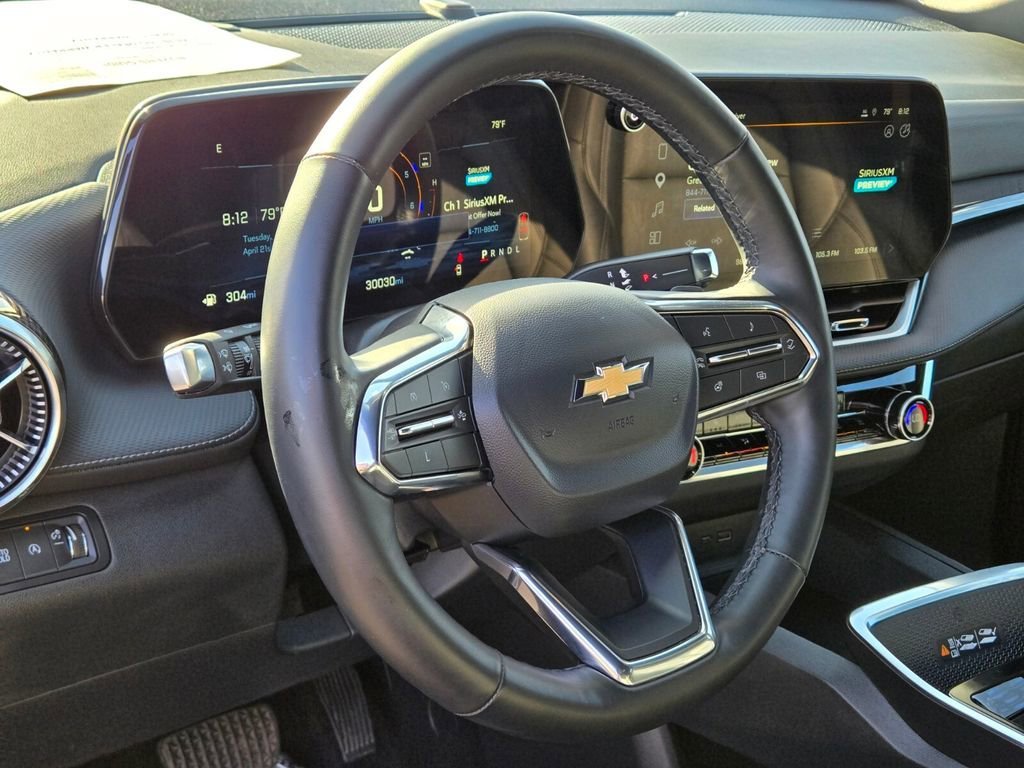 2025 Chevrolet Equinox LT - Photo 18