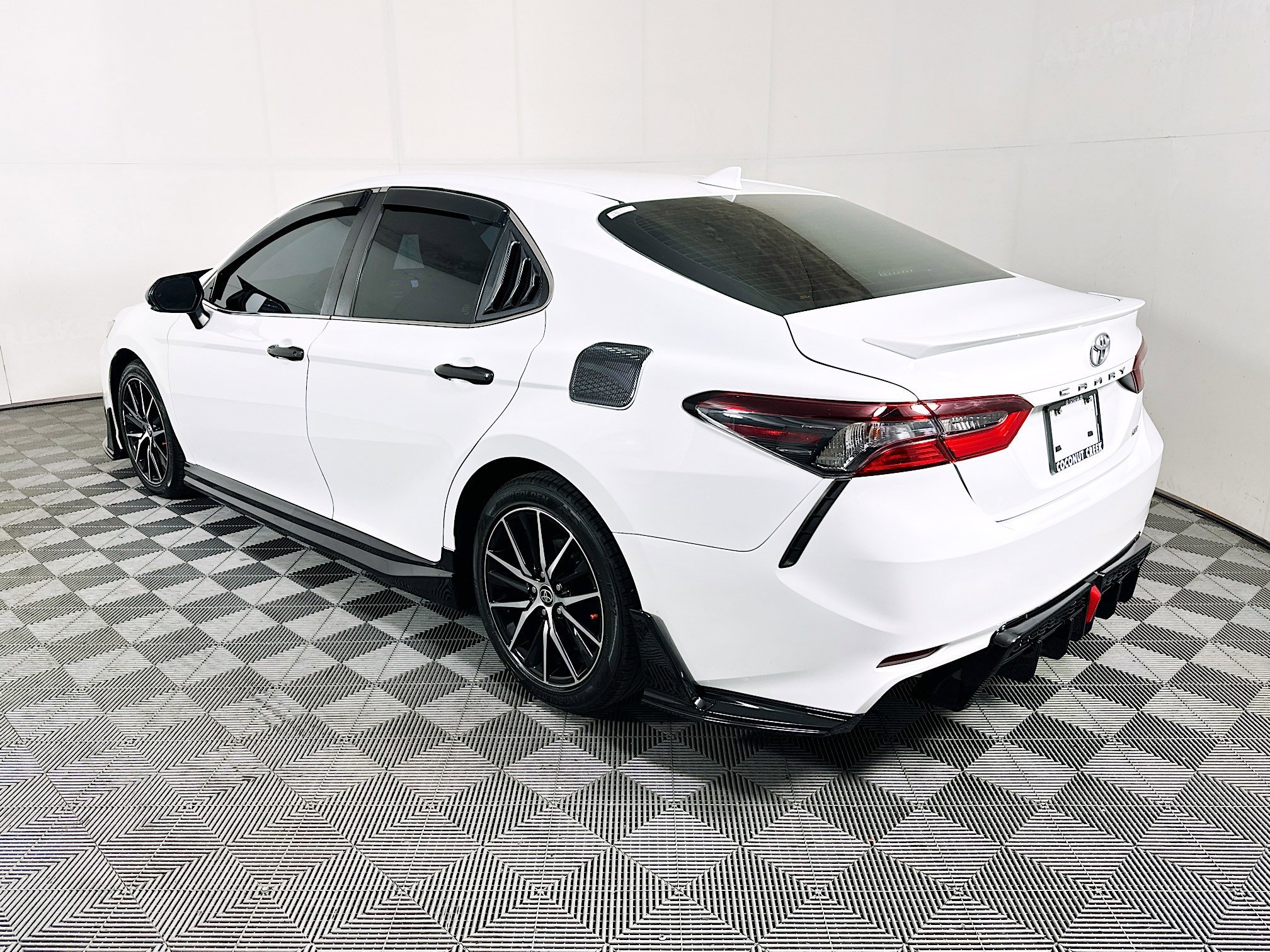 2022 Toyota Camry thumbnail 7