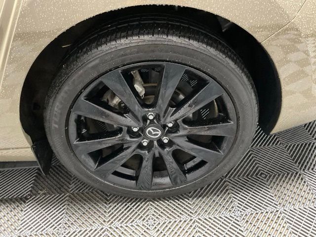 Certified Used 2024 Zircon Sand Metallic Mazda 2.5 Carbon Turbo image 40