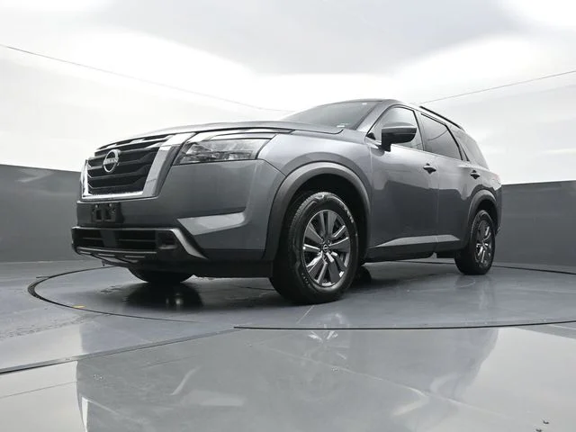 Used 2024 Gray Nissan SV image 34
