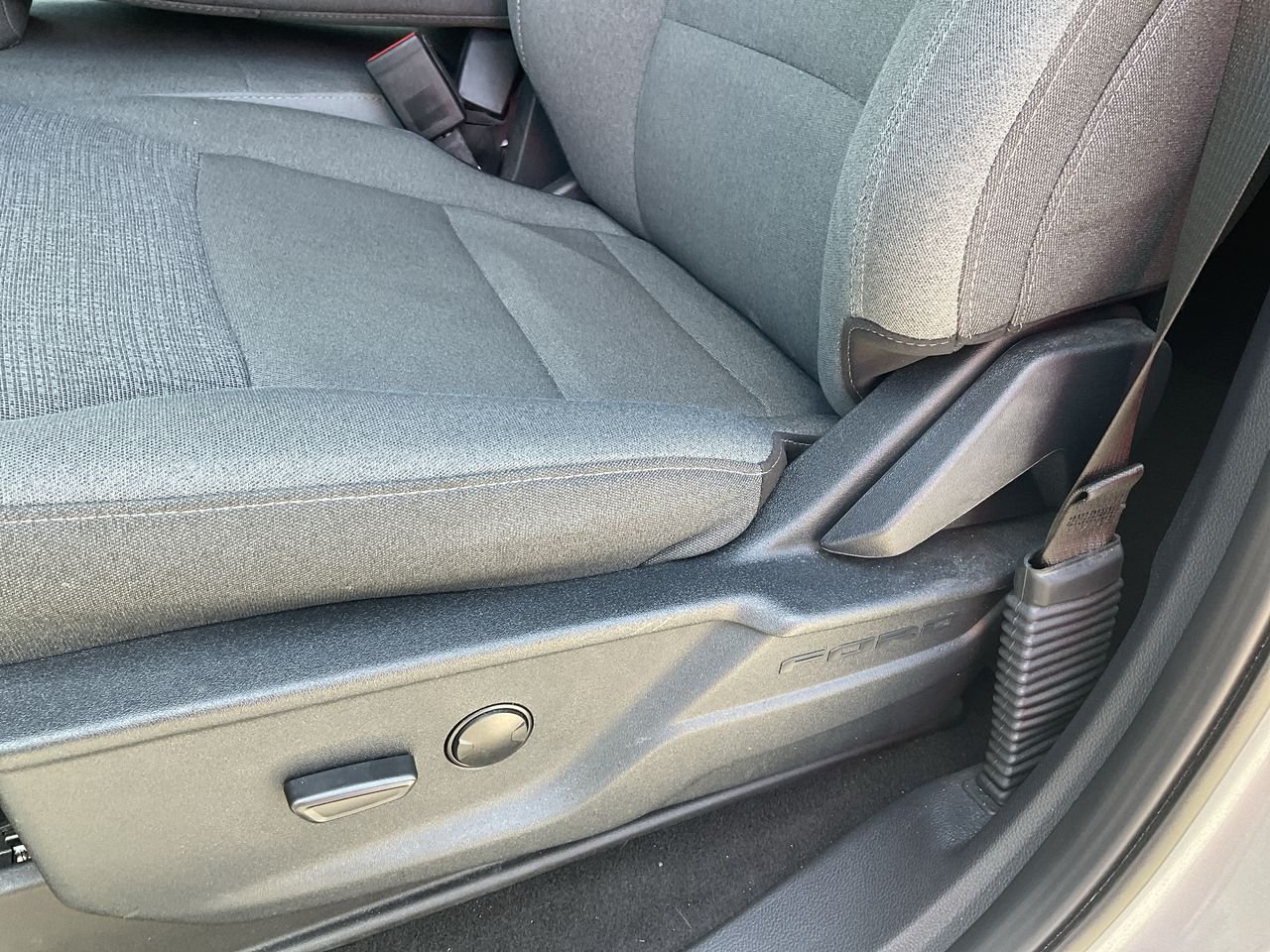 Used 2025 SILVER Ford Xlt image 12