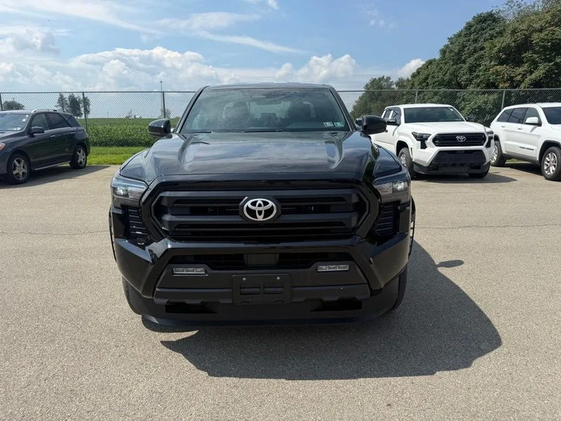 Used 2025 Black Toyota SR5 image 9