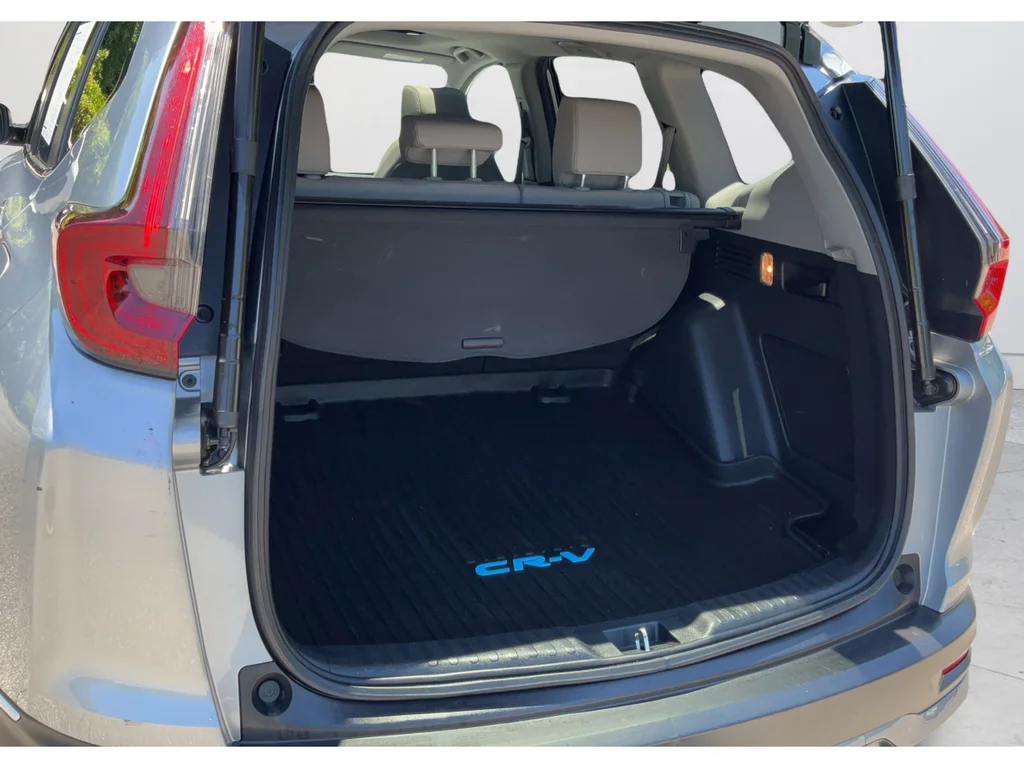 Used 2020 Silver Honda Touring image 18