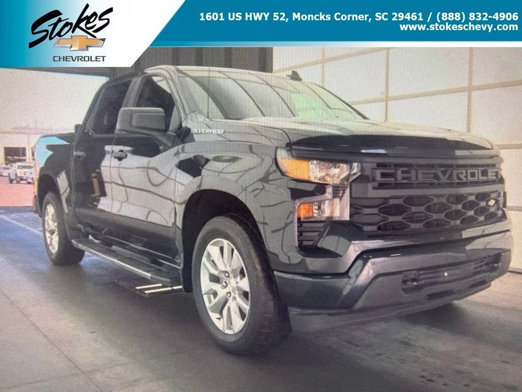 Used 2022 Gray Chevrolet Custom image 1