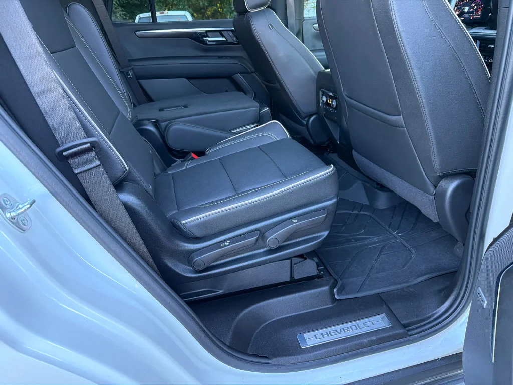 Used 2025 Beige Chevrolet Premier image 15