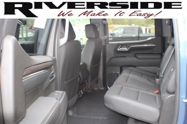 Certified Used 2024 Downpour Metallic GMC SLT image 16