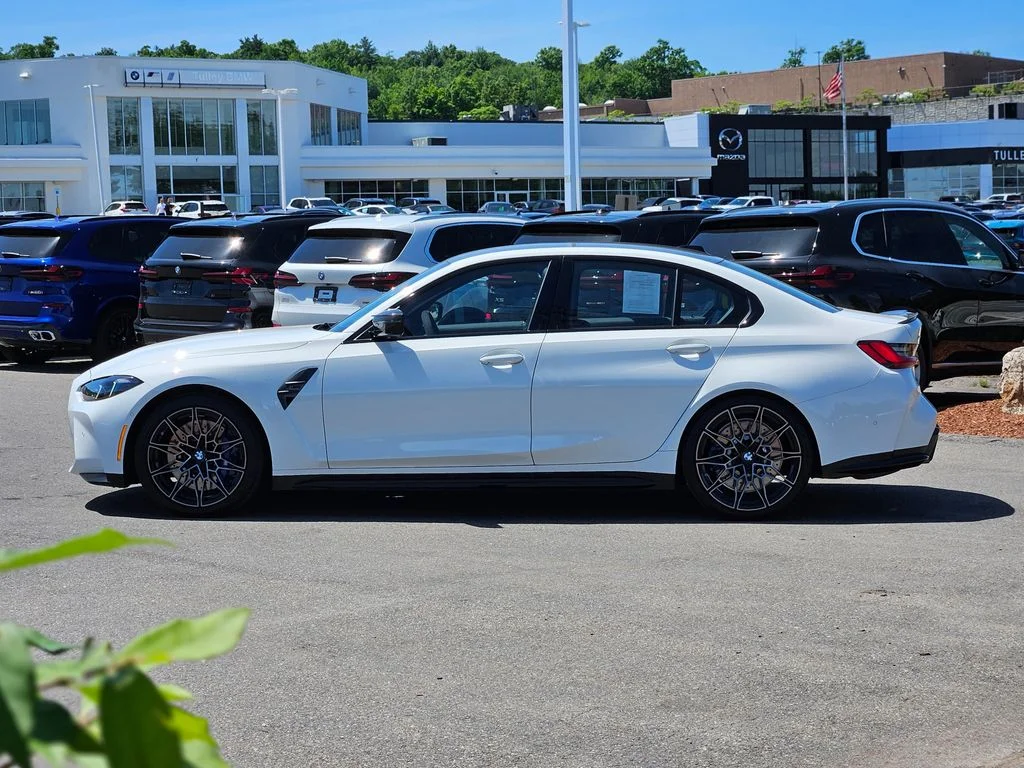 Used 2026 Alpine White BMW Competition image 4