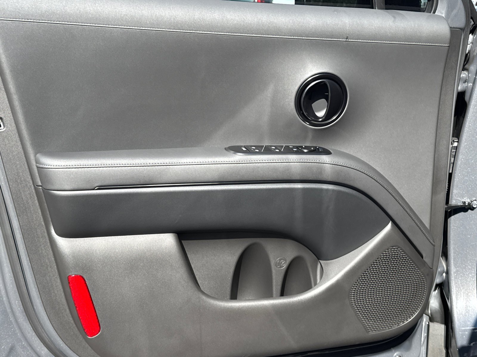 New 2026 Ecotronic Gray Pearl Hyundai XRT Pro image 10