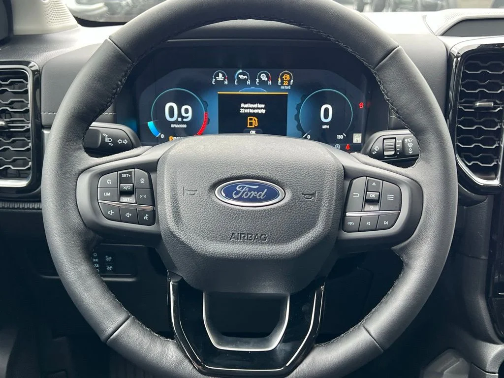 New 2026 Oxford White Ford Lariat® image 22
