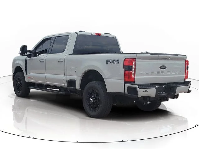 New 2026 Avalanche Ford Lariat image 7