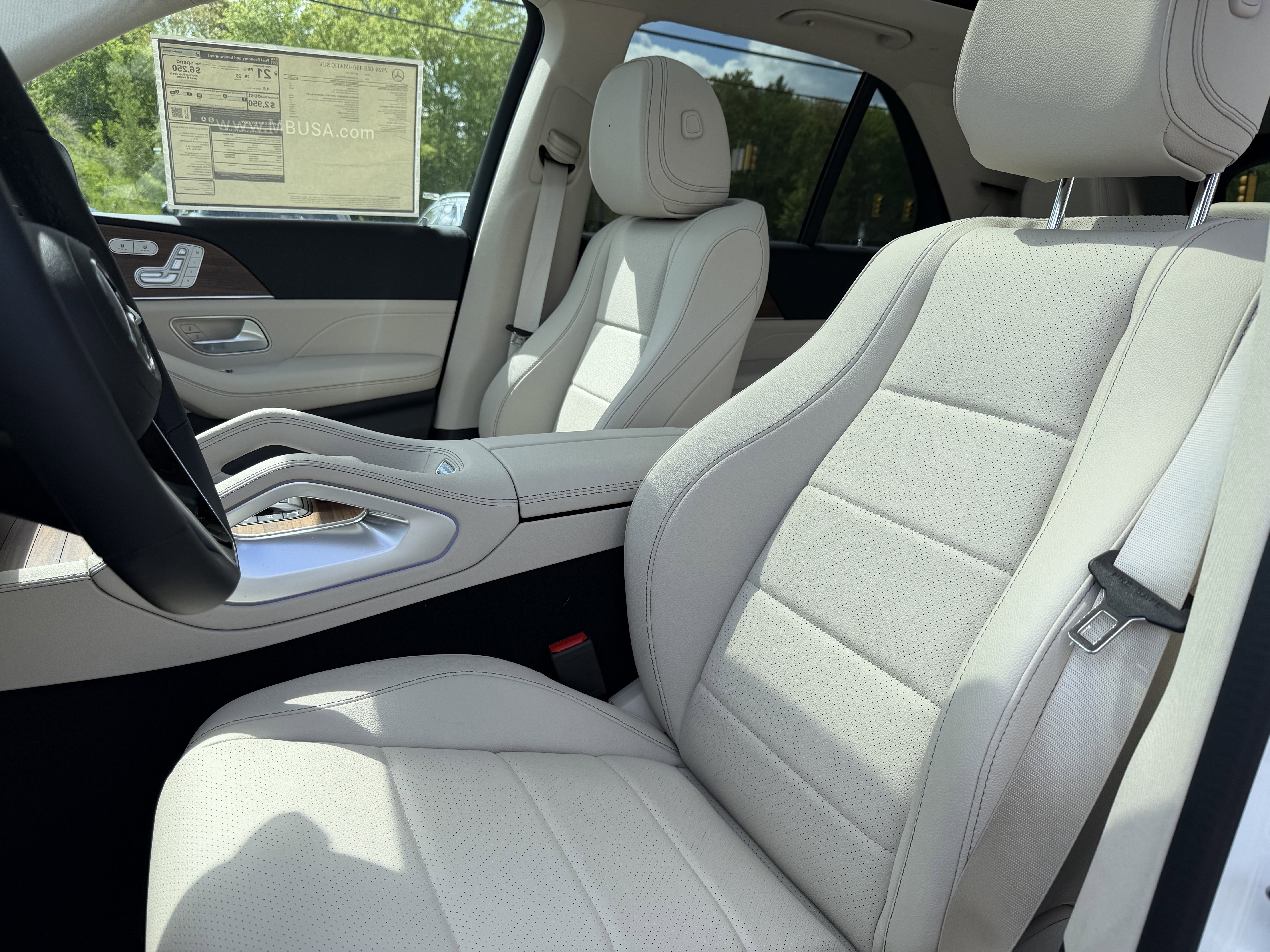 2026 Mercedes-Benz GLE GLE450 - Photo 8
