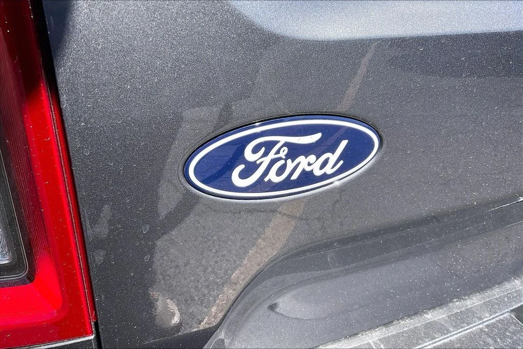 New 2026 Carbonized Gray Metallic Ford Heritage image 32