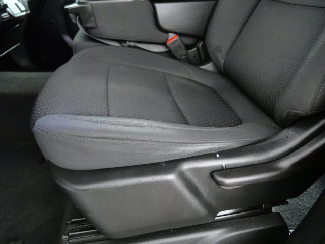 Used 2022 White Chevrolet Custom image 18