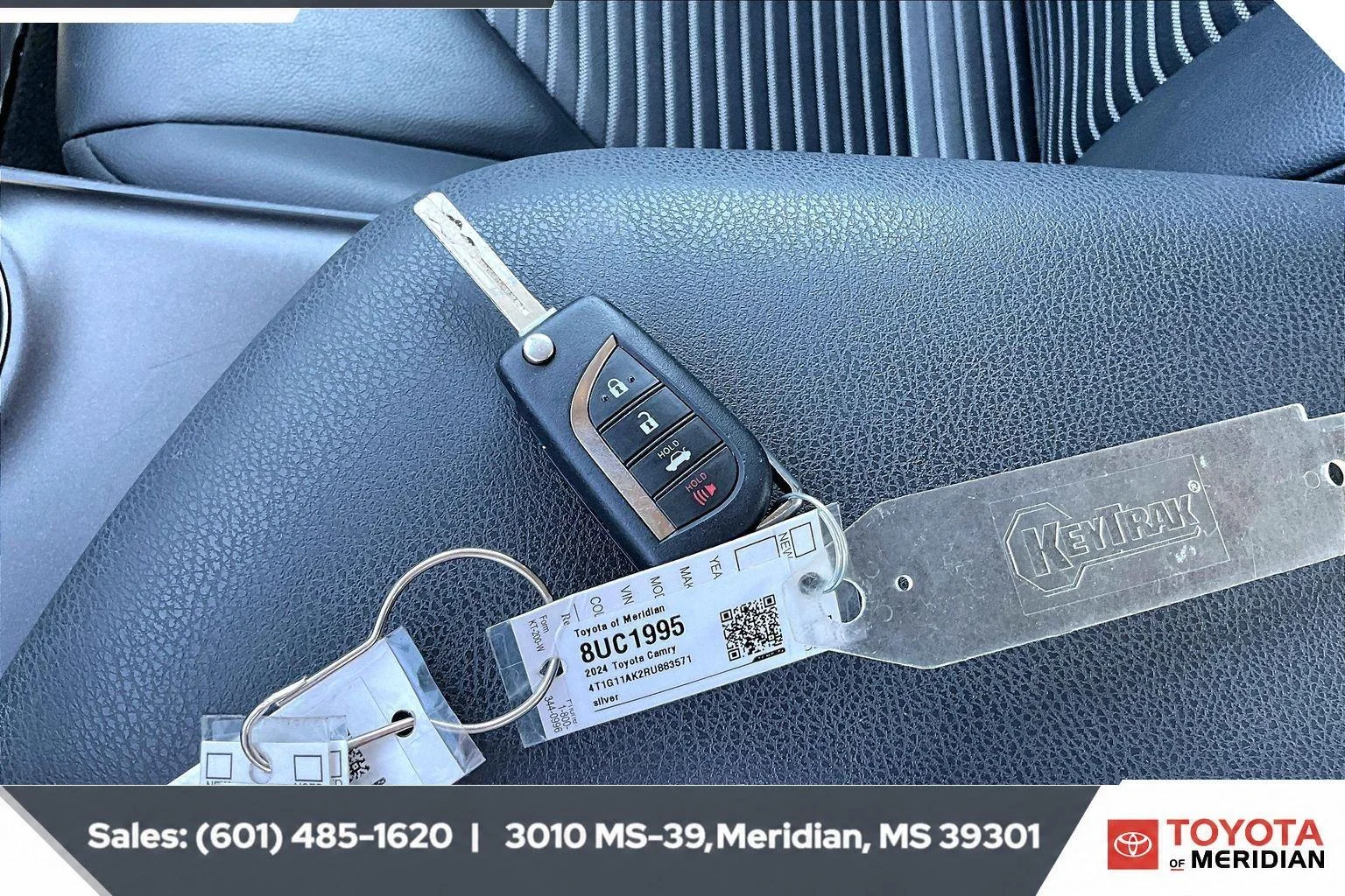 Used 2024 Celestial Silver Metallic Toyota SE Auto (Natl) image 9