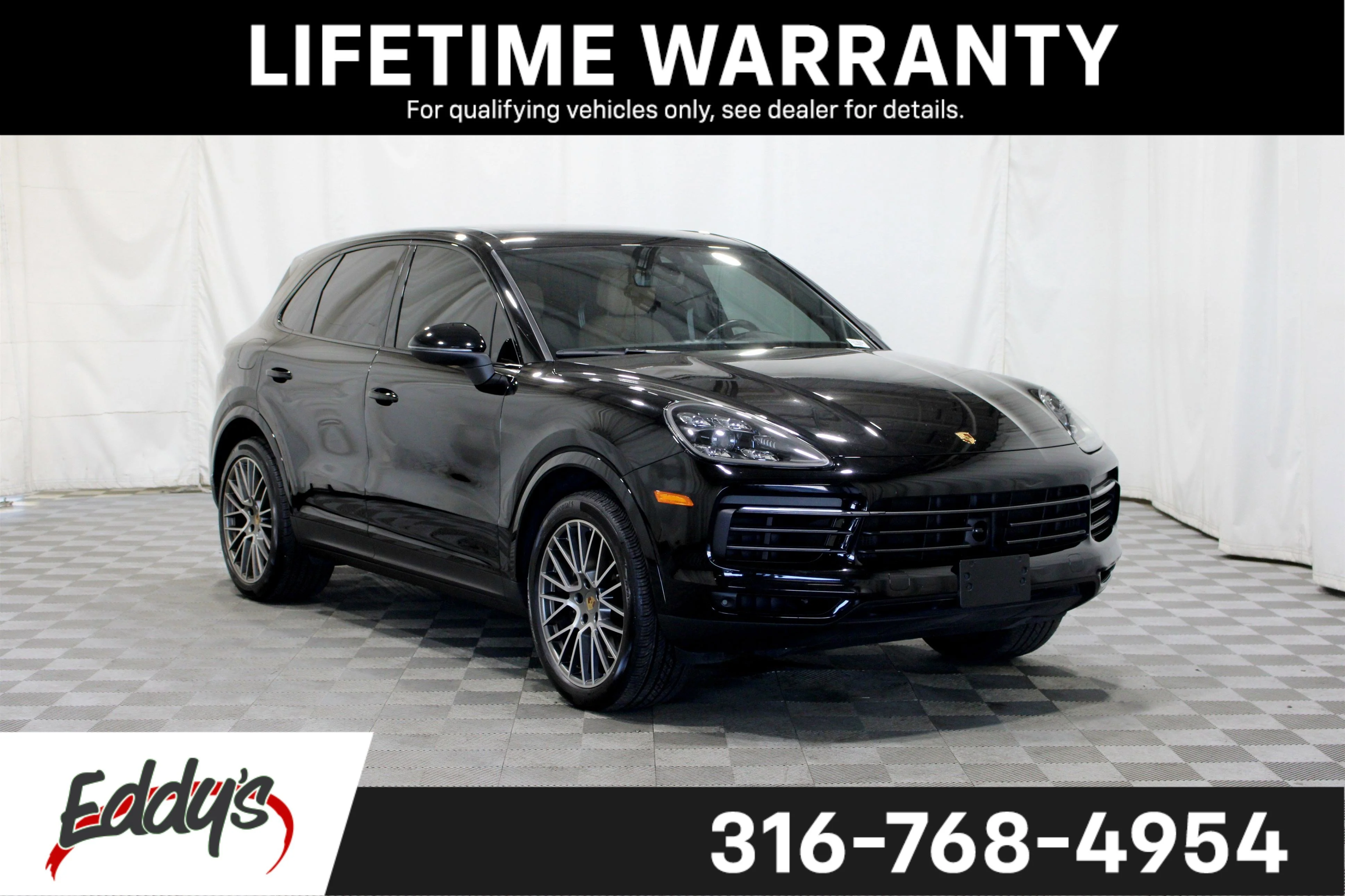 2023 Porsche Cayenne Platinum Edition's photo