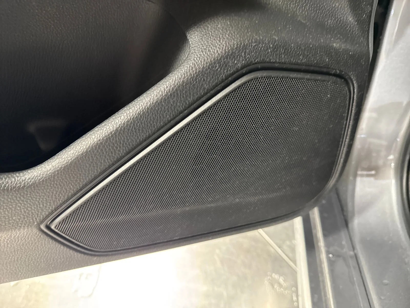 Used 2023 Lunar Silver Metallic Honda EX image 13