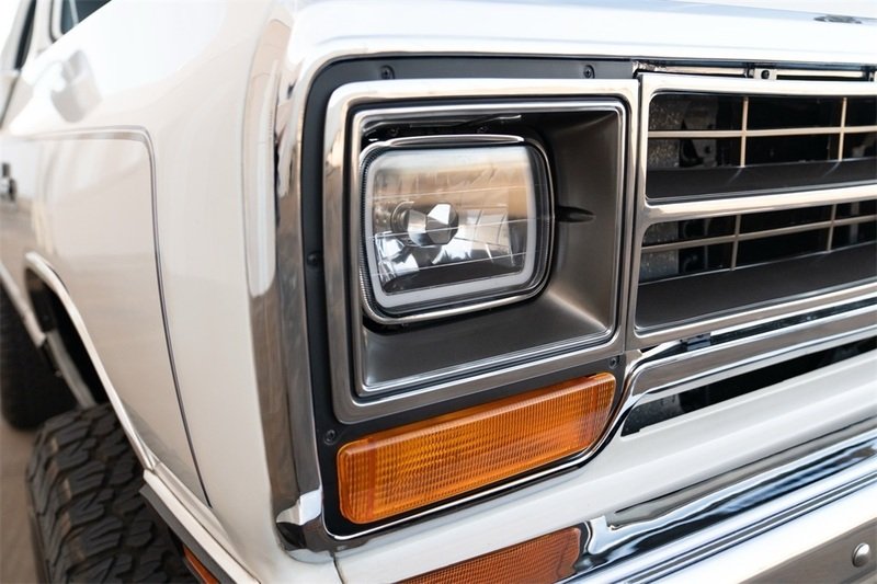 1988 Dodge Ramcharger - Photo 29