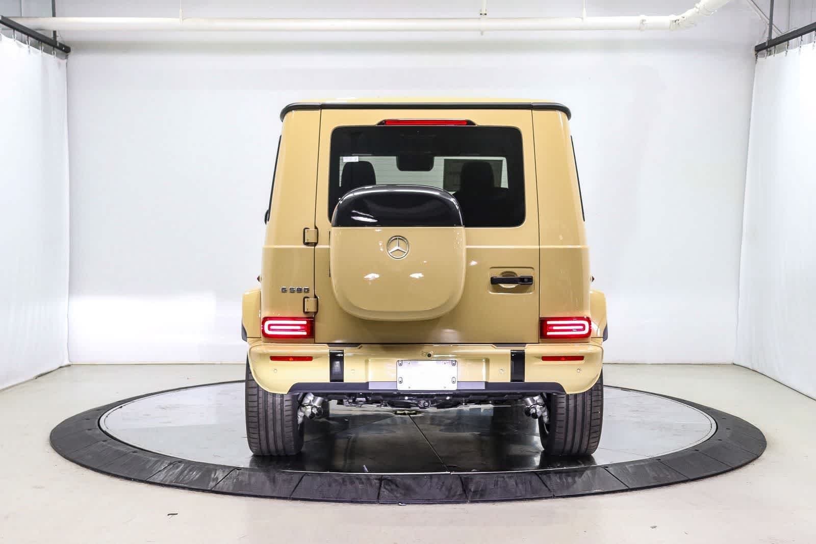 New 2026 MANUFAKTUR Desert Sand non-metallic Mercedes-Benz G 580e image 3