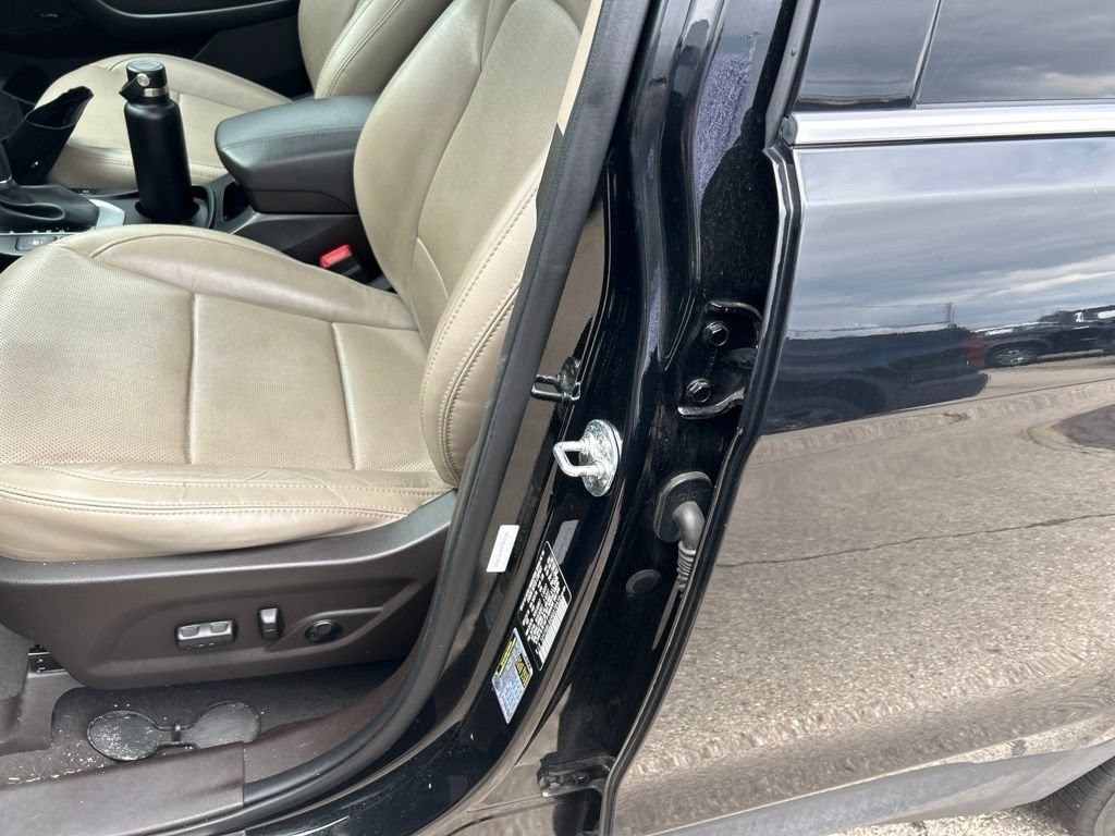 Used 2017 Twilight Black Hyundai 2.4 Base image 12