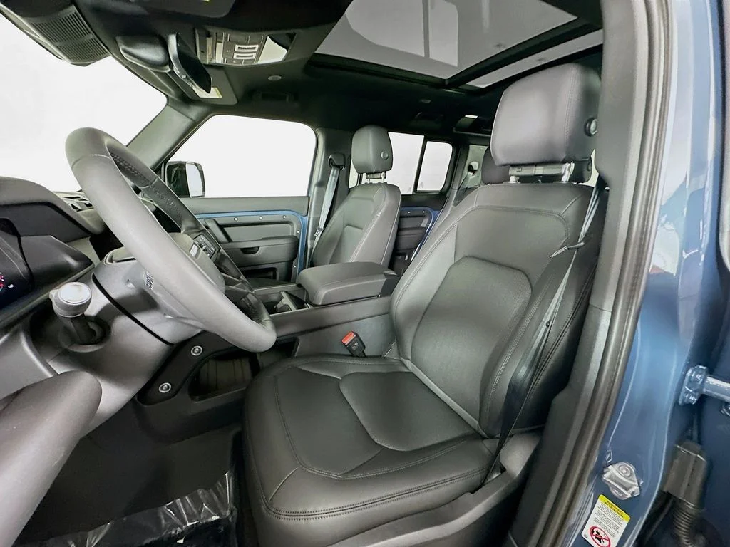 2026 Land Rover Defender S - Photo 11