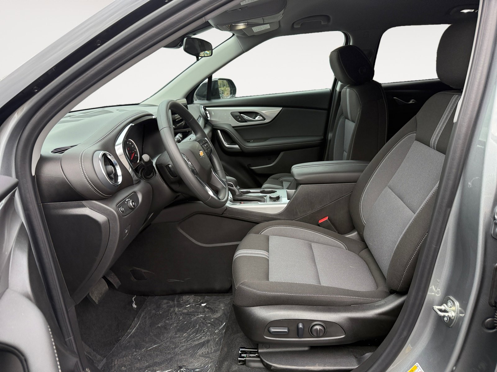 2025 Chevrolet Blazer 2LT - Photo 10