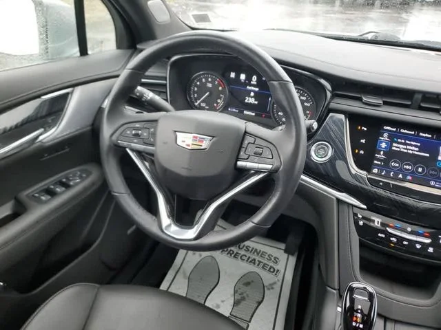 Used 2023 Silver Cadillac Premium Luxury image 18