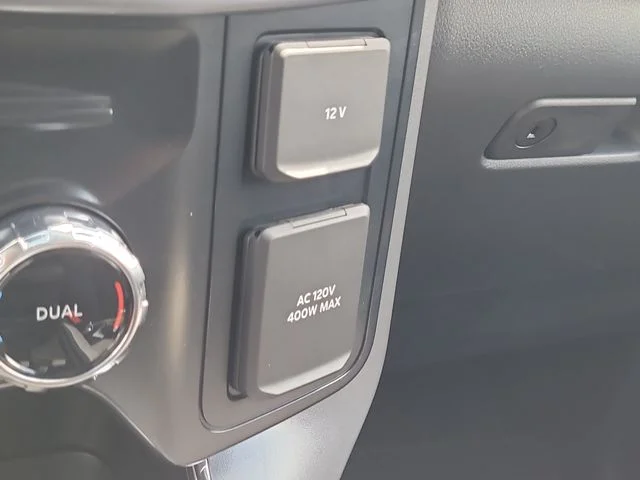 New 2026 Avalanche Ford XLT image 26
