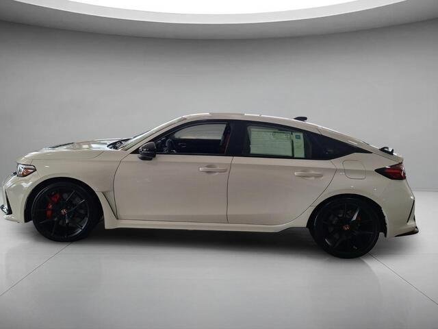 New 2026 Championship White Honda Type R image 9
