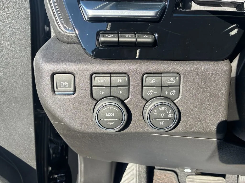 2026 Chevrolet Silverado 1500 High Country - Photo 12