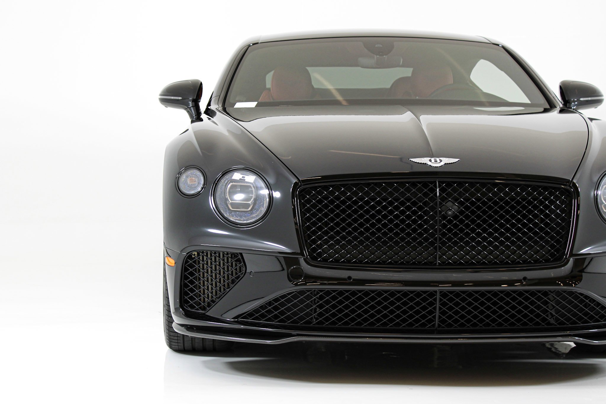 Used 2024 Black Bentley  image 16