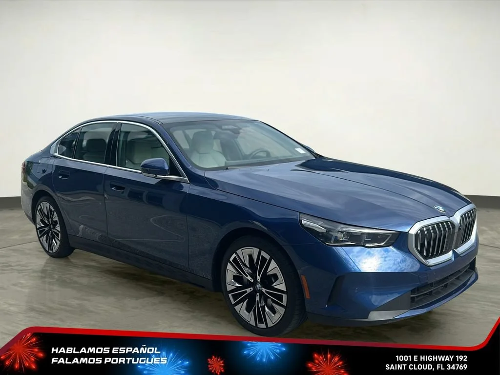 Used 2024 Blue BMW xDrive image 8