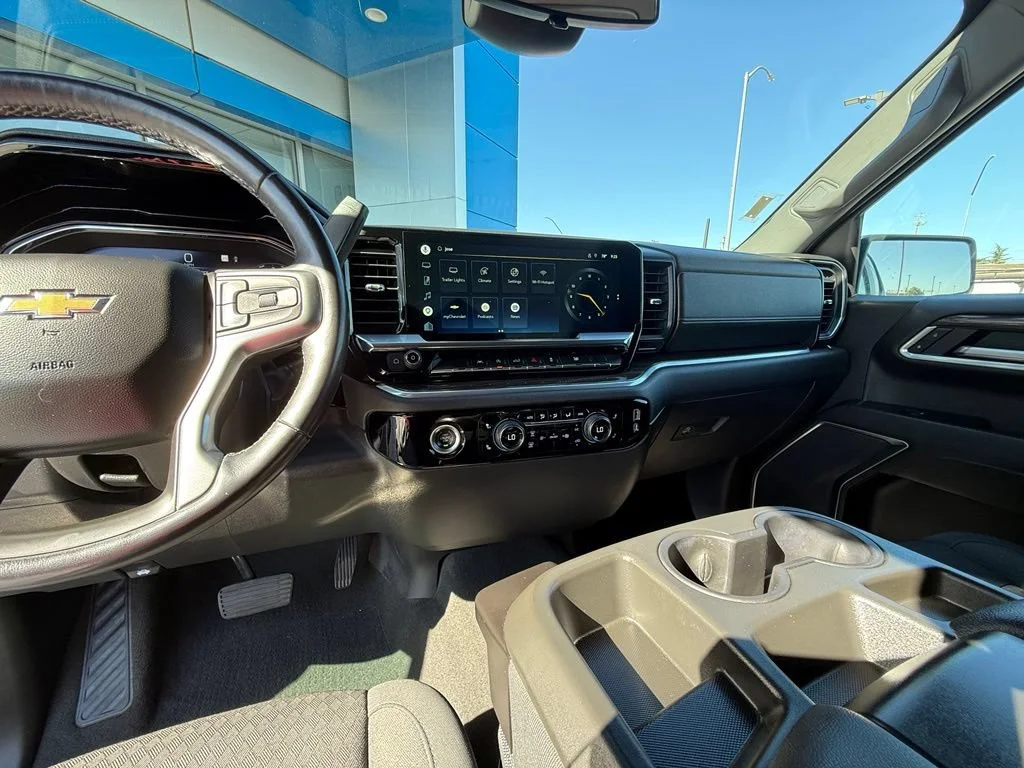 Used 2022 Glacier Blue Metallic Chevrolet LT image 23