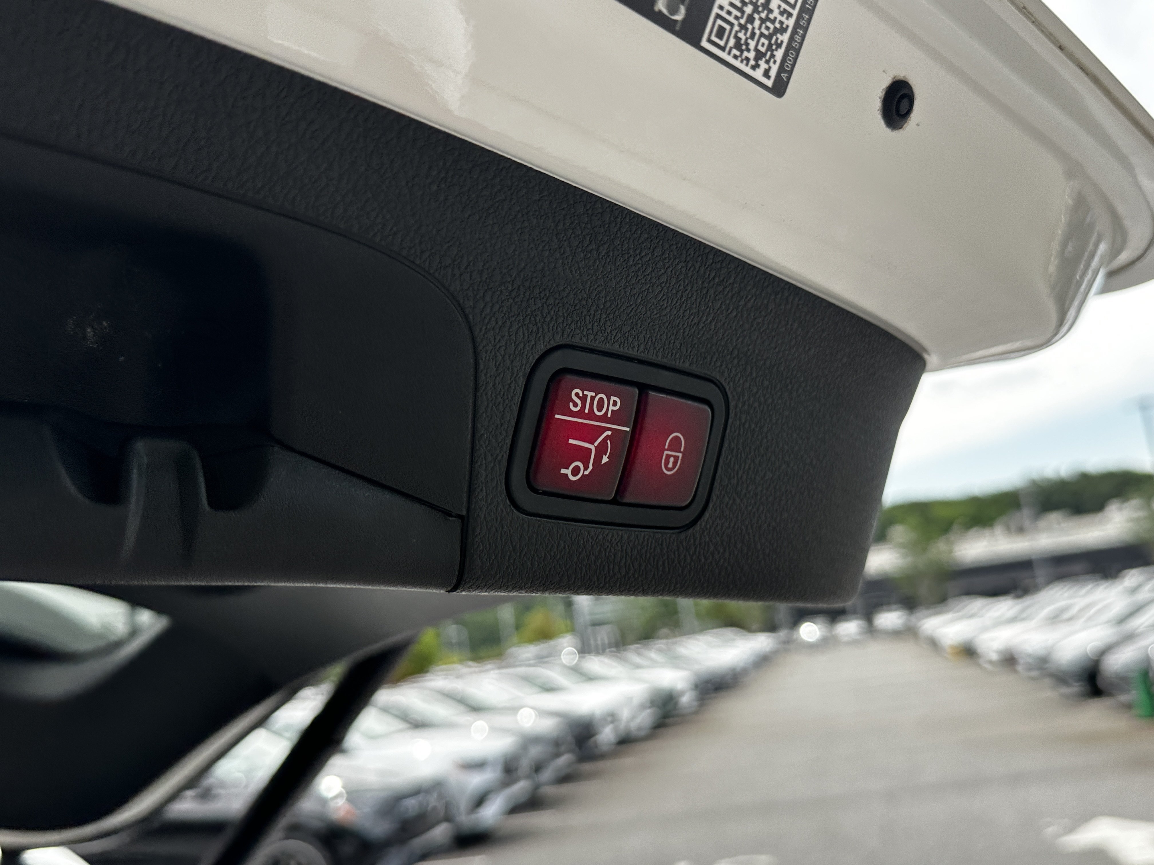 Certified Used 2024 White Mercedes-Benz GLE 350 image 21