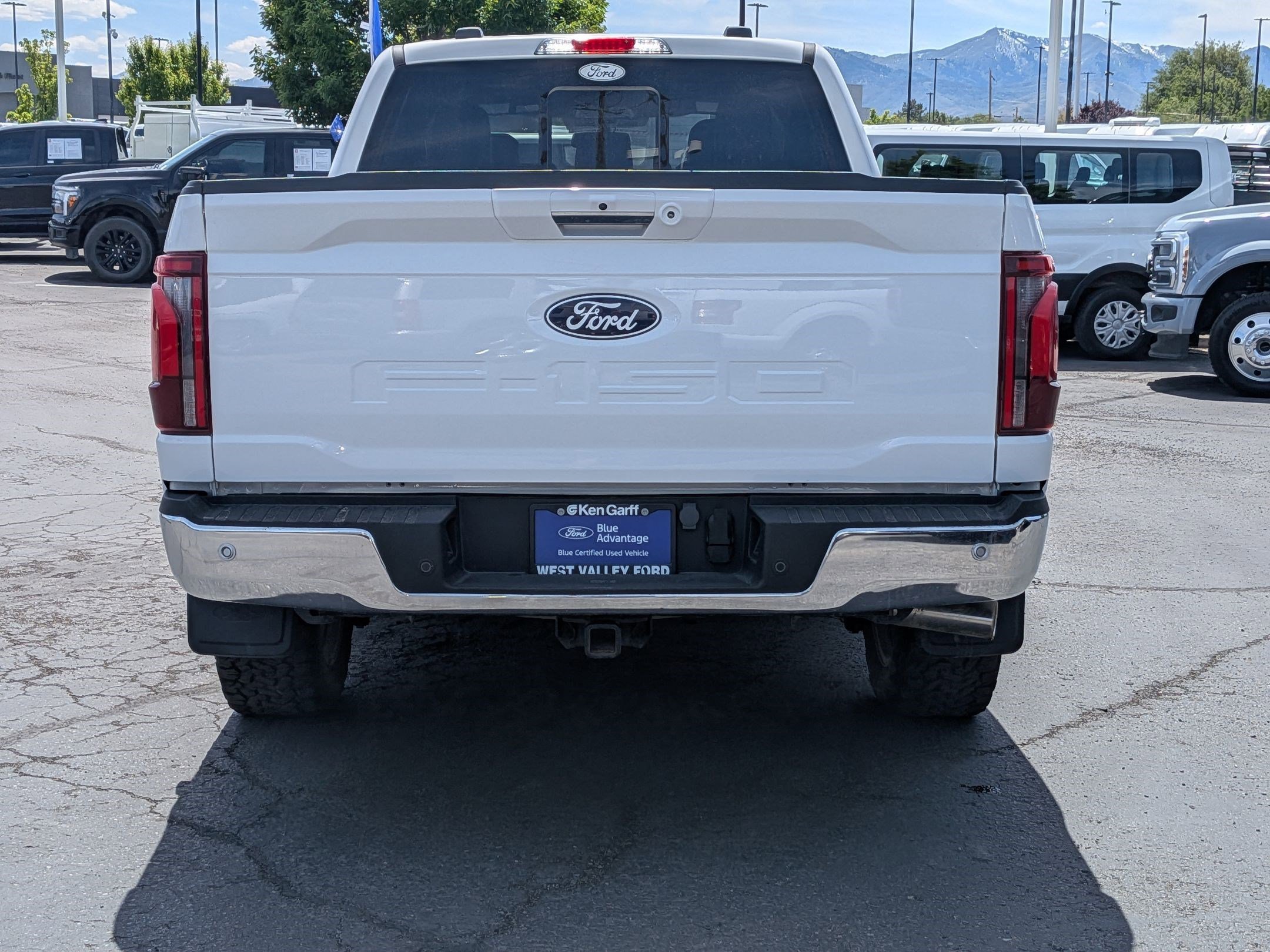 Certified Used 2024 Oxford White Ford LARIAT image 4