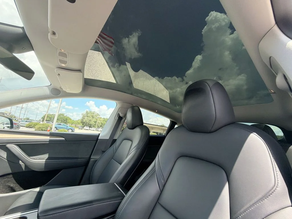2024 Tesla Model Y Long Range - Photo 23