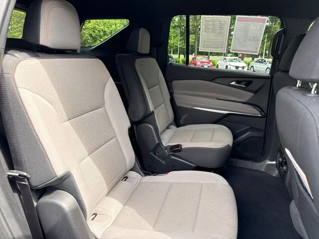 Used 2025 Gray Chevrolet LT image 26