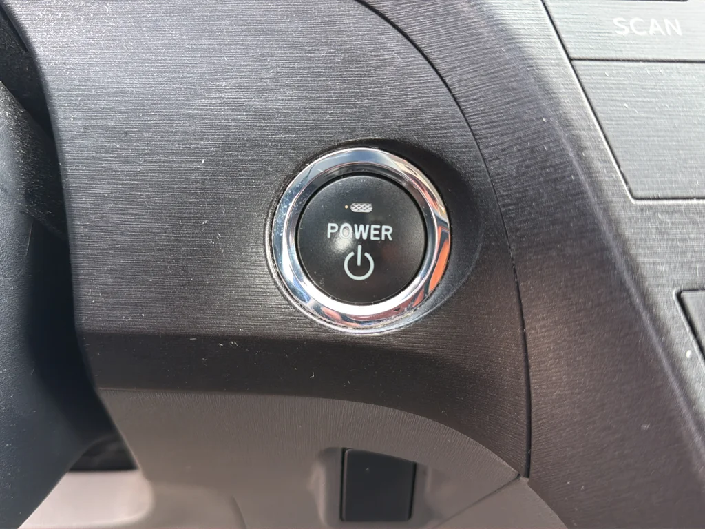 Used 2011 Silver Toyota Two image 29