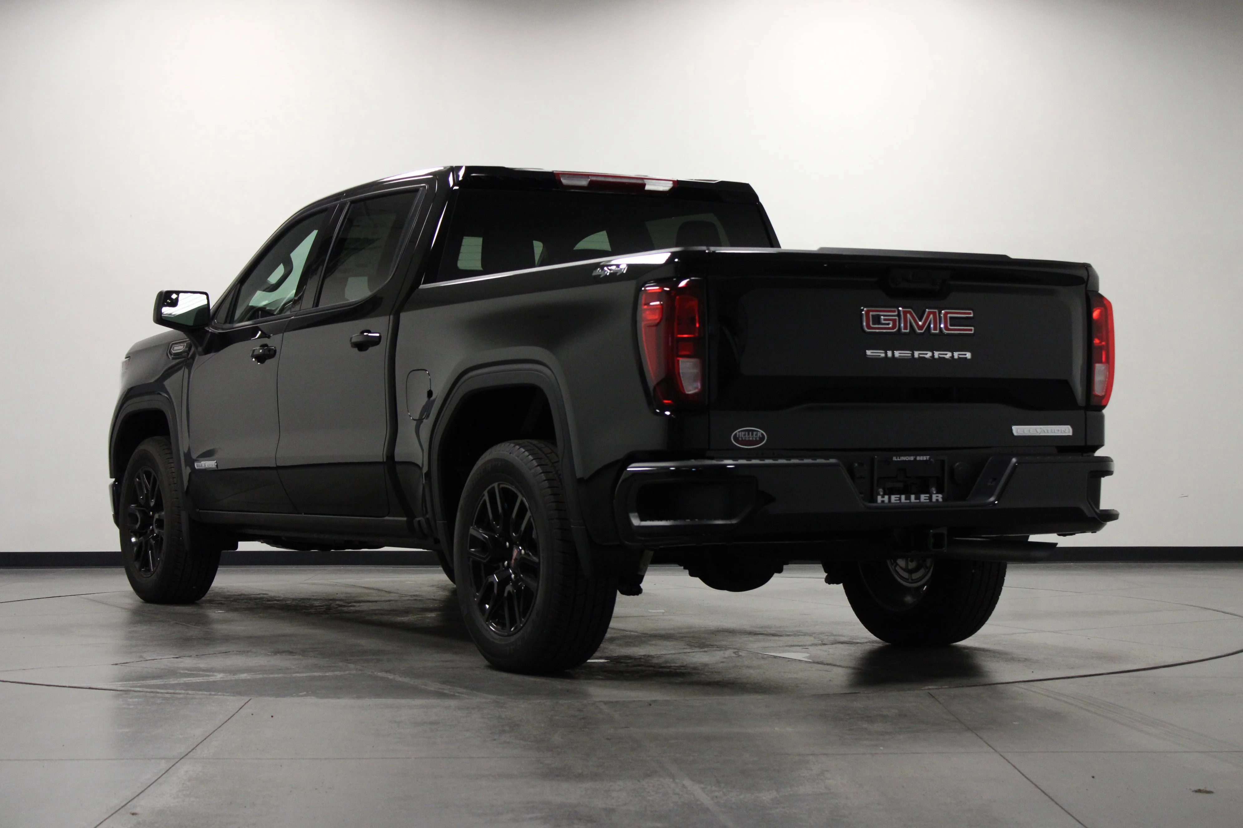 New 2026 Onyx Black GMC Elevation image 5