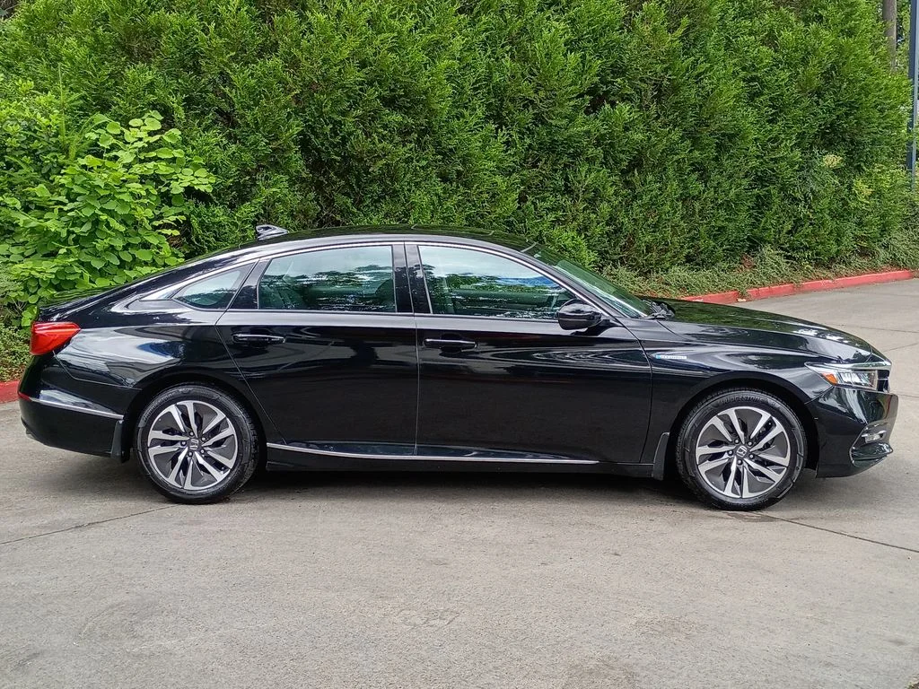 Used 2020  Honda EX-L image 3